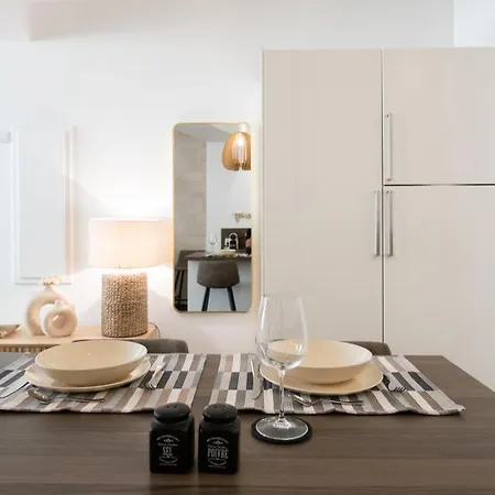 La Sepia - Superbe Vieux Apartament Lyon